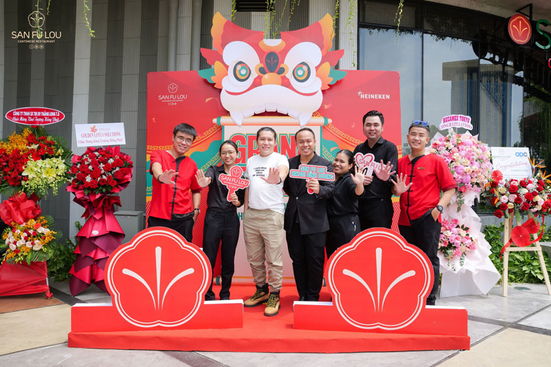 Đồng phục San Fu Lou màu đỏ