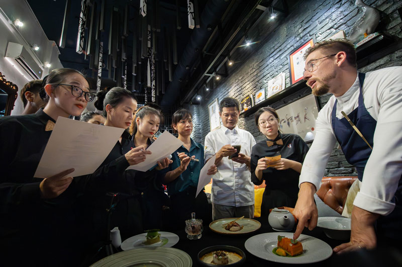 Đồng phục áo sơ mi Le Corto