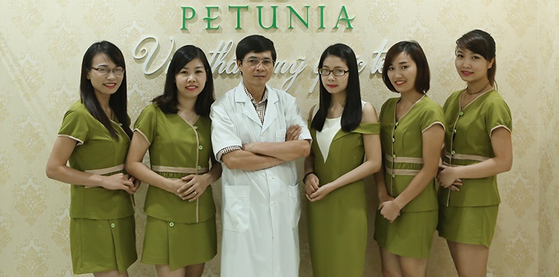 Thẩm mỹ viện đồng phục Quốc tế Petunia