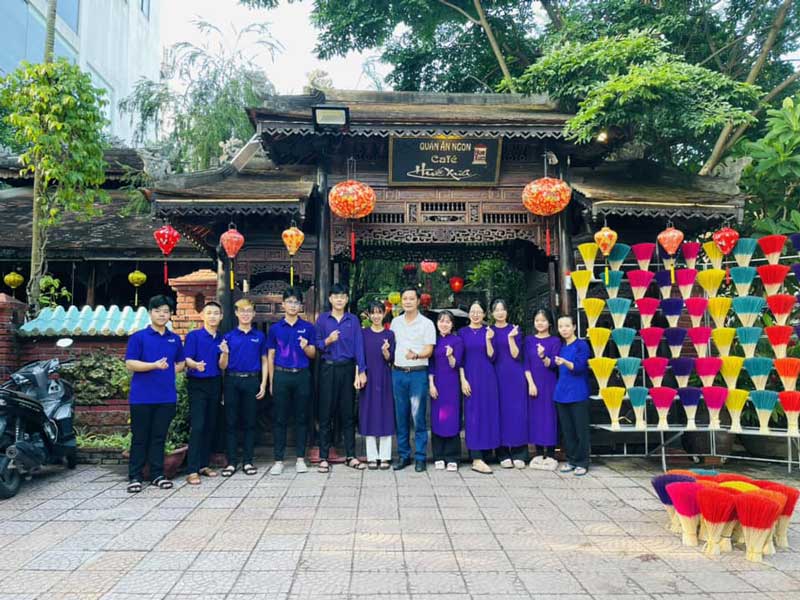 Mẫu áo phông đồng phục nhân viên