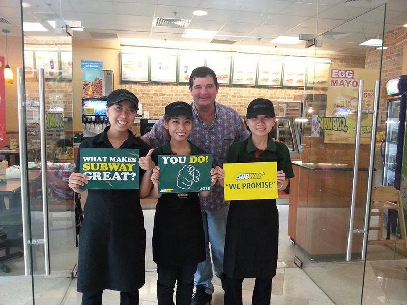 Mũ lưỡi trai nhà hàng Subway thiết kế đơn giản