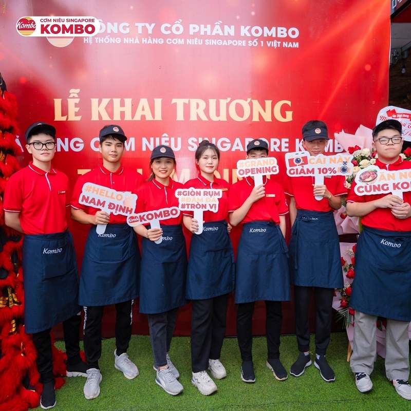 Đồng phục tạp dề nhà hàng cơm niêu Singapore đơn giản