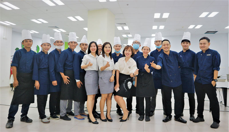 Áo bếp đồng phục Radisson Hotel Group