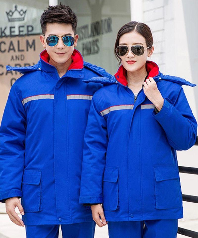 Áo khoác đồng phục kỹ thuật thiết kế đơn giản, tối ưu công năng