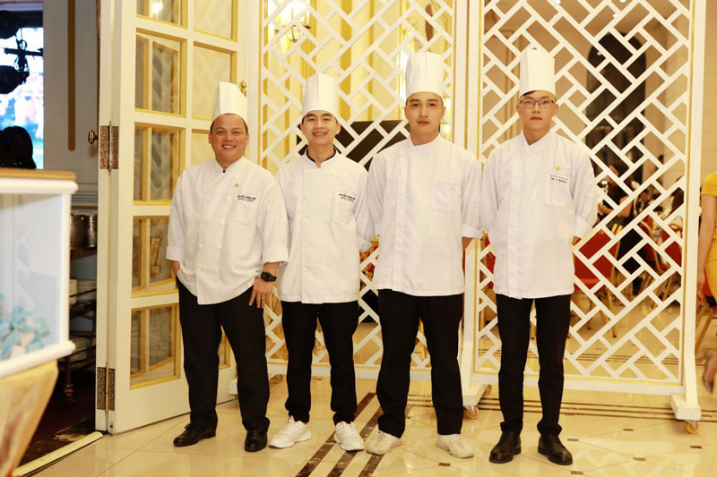 Đồng phục áo bếp Dalat Palace