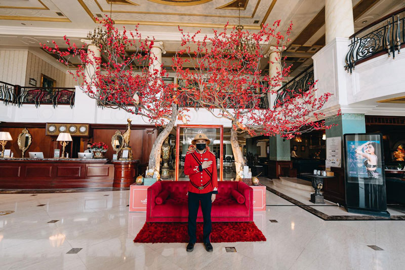 Đồng phục Bellman Imperial Hotel