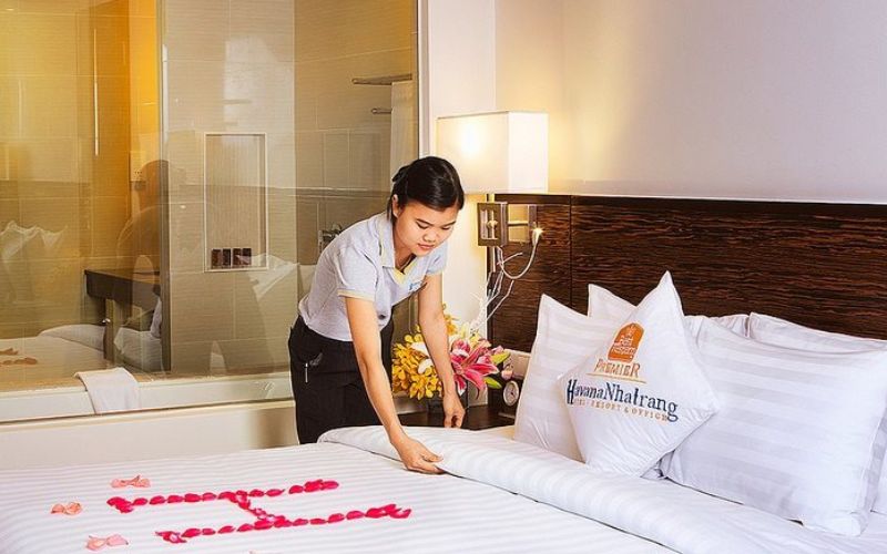 Mẫu đồng phục buồng phòng khách sạn Premier Havana