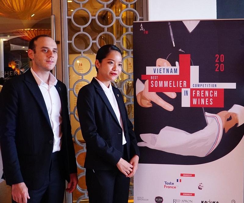 Đồng phục khách sạn InterContinental Danang Sun Peninsula Resort cho Concierge