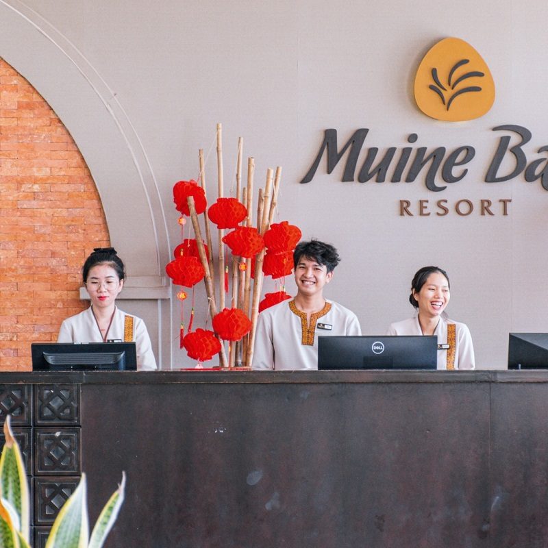 Top 3+ đồng phục khách sạn Muine Bay Resort đẹp thanh lịch