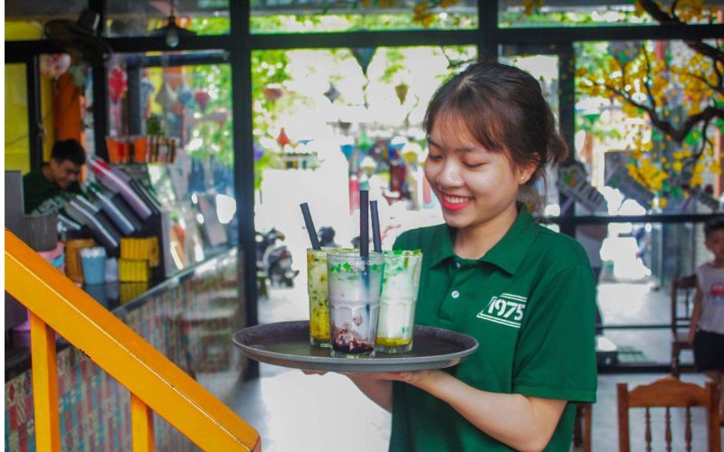 Đồng phục nhân viên phục vụ