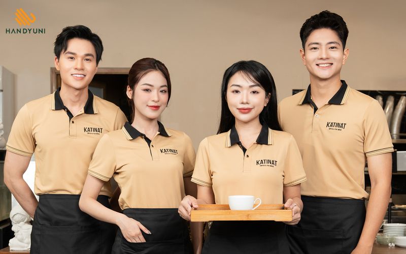 Form dáng vừa vặn, trẻ trung, dễ vận động