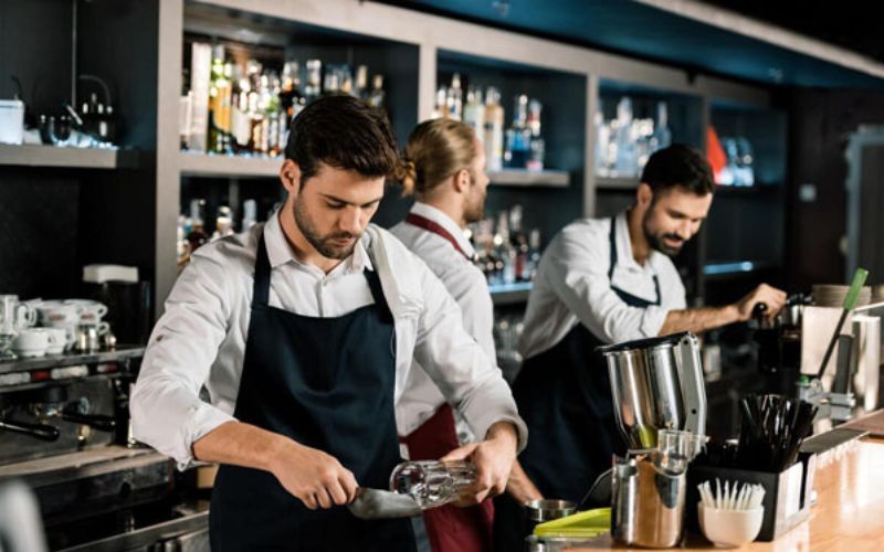 May Tạp Dề Barista Theo Concept Quán | Bảng Giá 2026