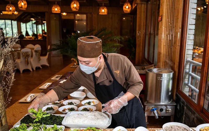 Tăng trải nghiệm khách hàng thông qua đồng phục chỉn chu