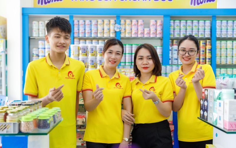 Áo polo đồng phục nhân viên mẹ và bé