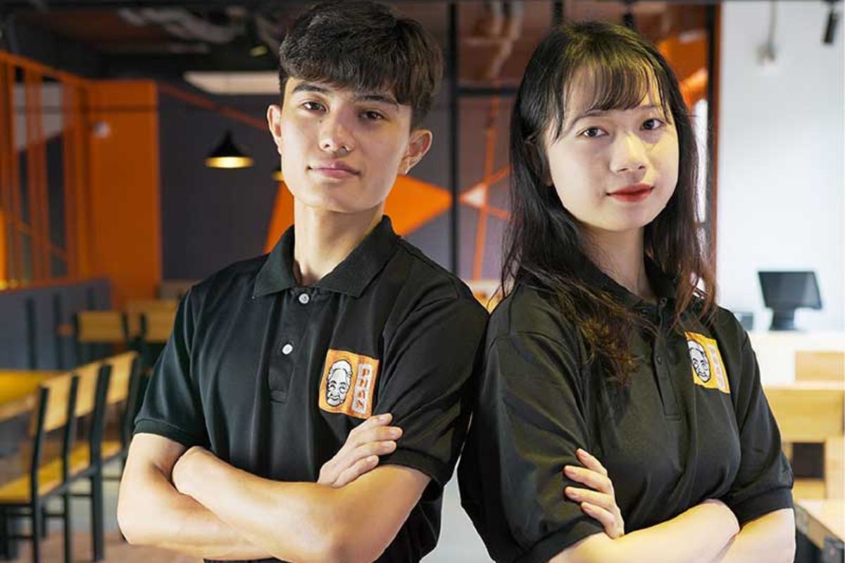 Đặt May Đồng Phục Nhà Hàng Lẩu Phan | Bảng Giá 2026