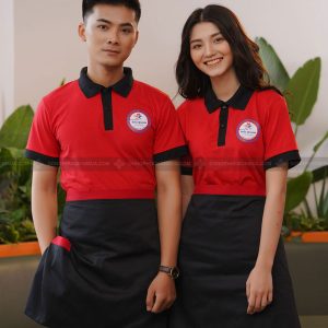 Đồng phục nhân viên nhà hàng màu đỏ phối đen phối tạp dề