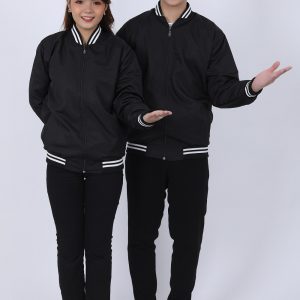 Đồng phục áo gió màu đen cổ viền trắng