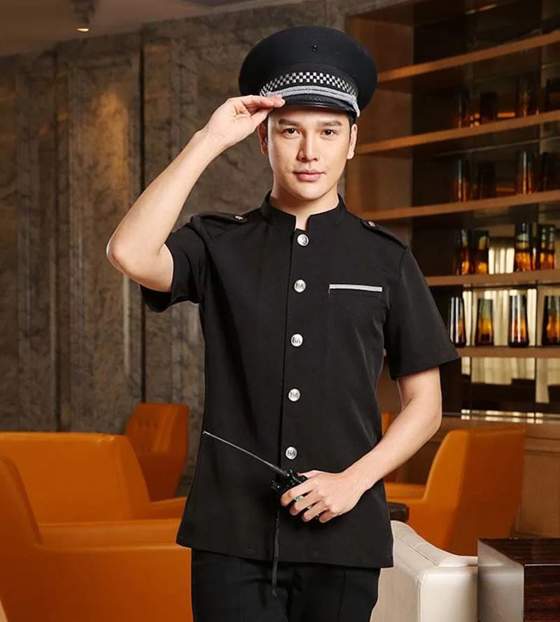 Đồng phục Bellman khách sạn màu đen cộc tay cổ đứng form Regular Fit vải Lacoste