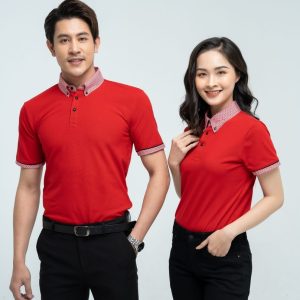 Áo đồng phục công ty màu đỏ, cổ caro hồng