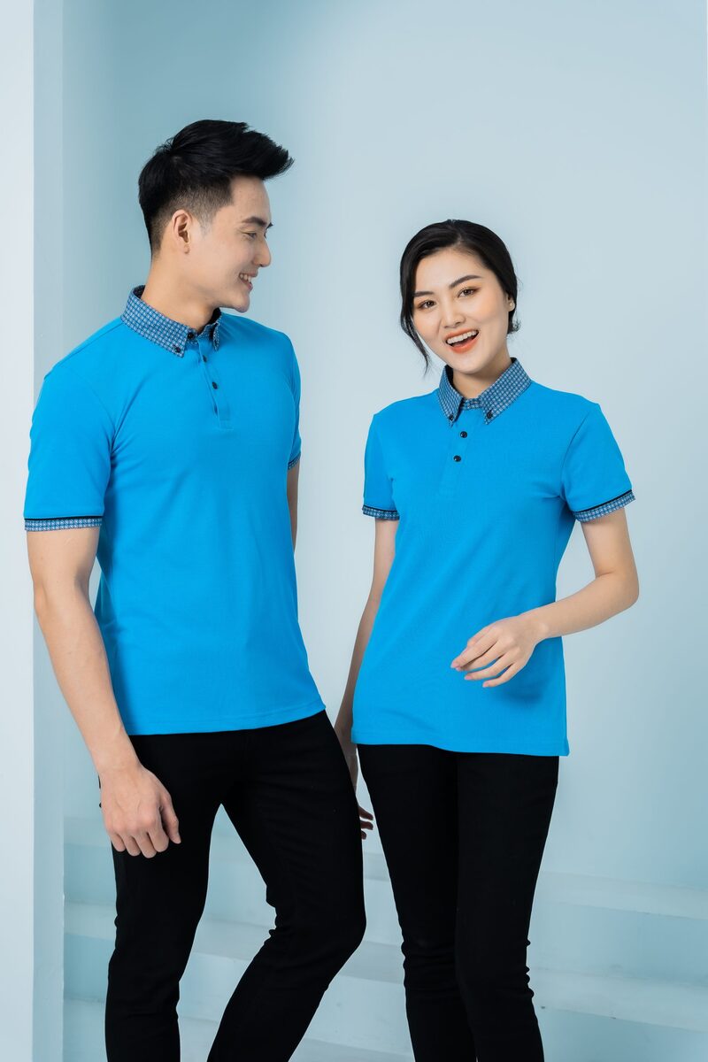Đồng phục cửa hàng điện tử điện lạnh màu xanh dương phối cổ caro
