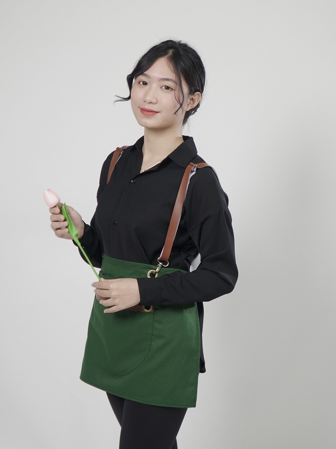 Tạp dề đồng phục nửa người xanh lá cửa hàng hoa