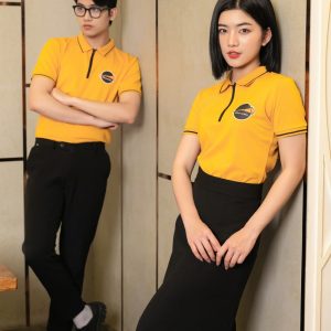 Đồng phục nhà hàng Vuvuzela tay ngắn, cổ bẻ, form Regular Fit, vải Lacoste Soft trơn 