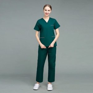 Mẫu đồng phục spa màu xanh lá cây đậm