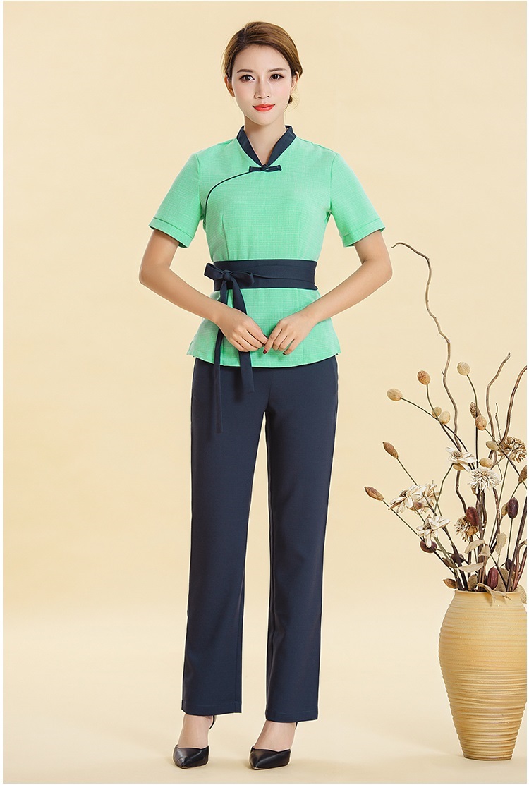 Bộ đồng phục nail mẫu xanh lá cây