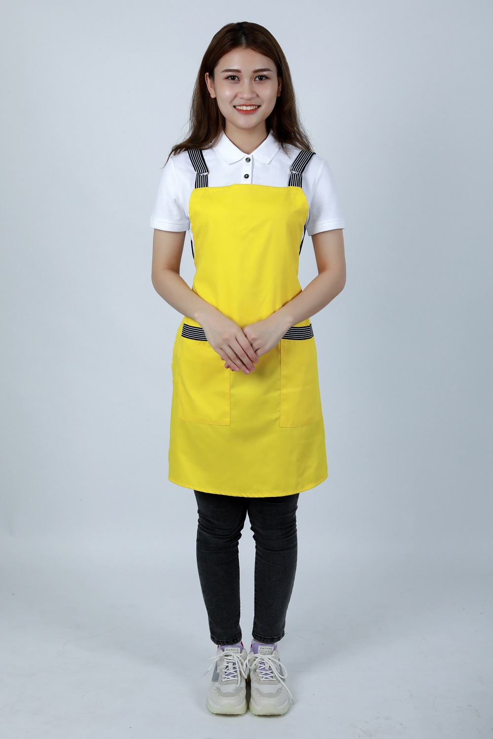 Đồng phục nail – Tạp dề đồng phục tiệm nail mẫu 11